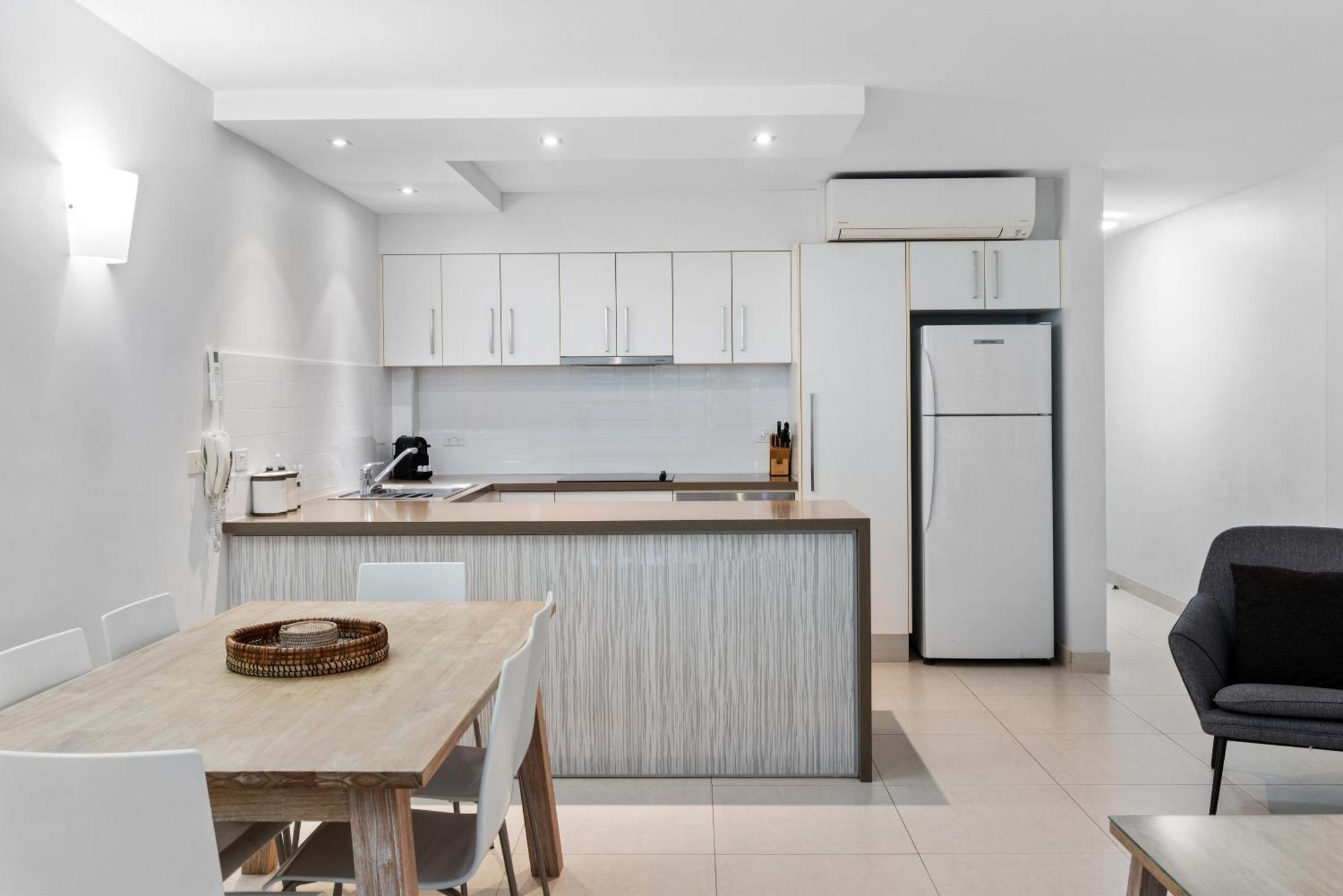 Fairshore 12: Absolute Beachfront, Direct Beach & Pool Access Noosa Heads Kültér fotó