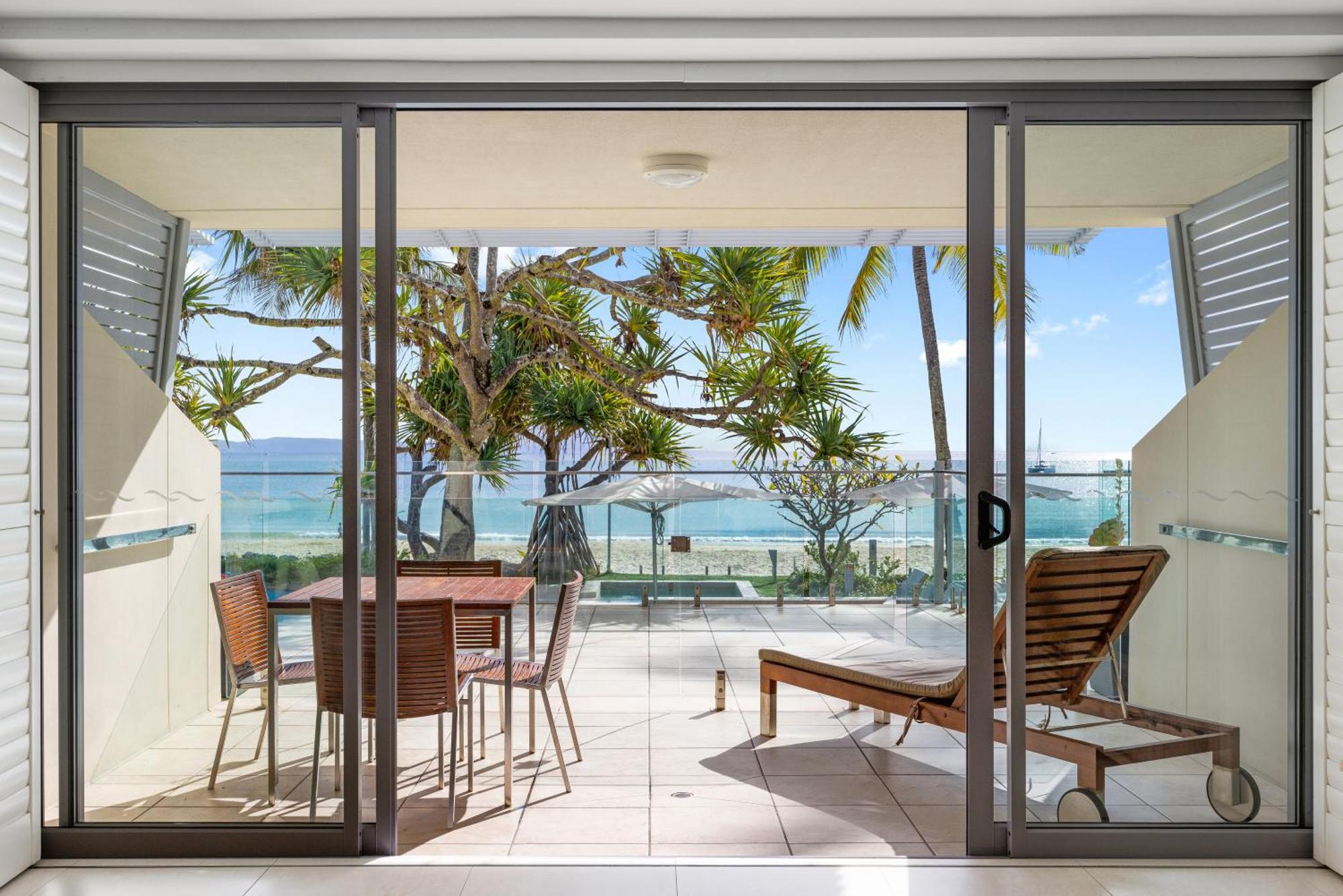 Fairshore 12: Absolute Beachfront, Direct Beach & Pool Access Noosa Heads Kültér fotó